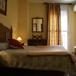 Hotel Arunda I *