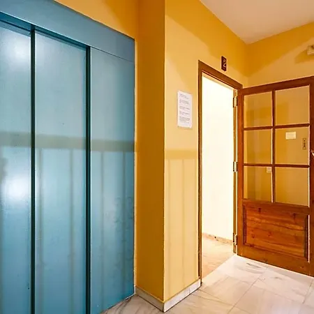 Arunda I Hotel *