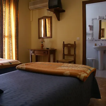 Отель Arunda I